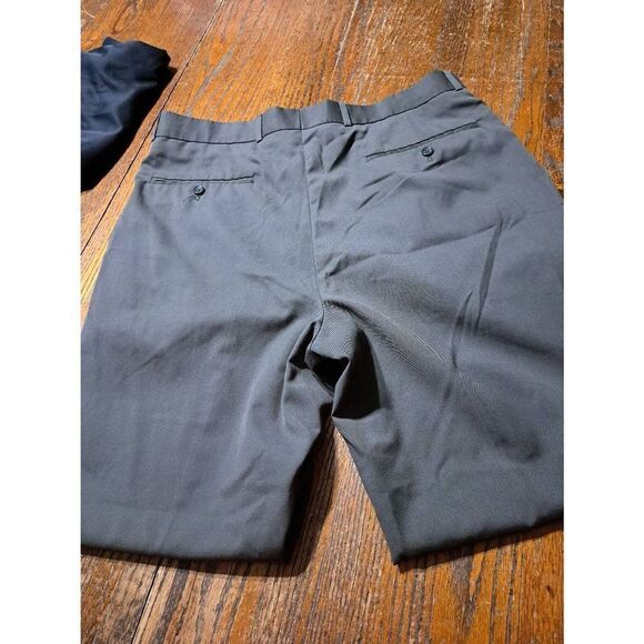 Size 36 Croft & Barrow Grey Pleated Front Leg Cuffed Hem Dress Pants - Picture 4 of 4